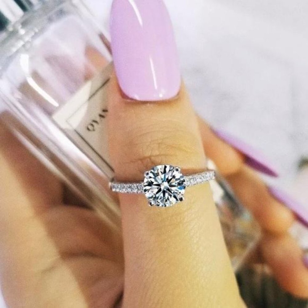 NEW 925 STERLING SILVER DIAMOND ENGAGEMENT RING, CUTE RING, SHINY RING.